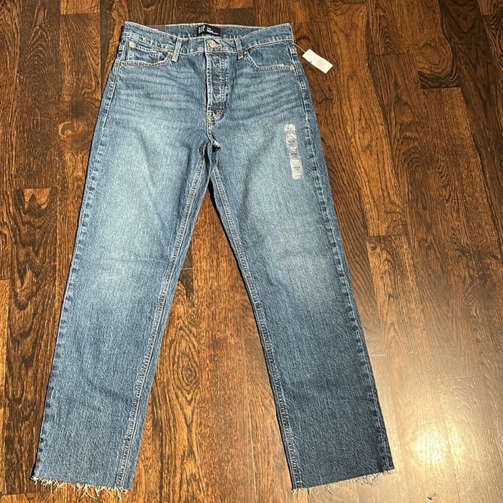 NWT ✨ GAP Cheeky High Rise Cheeky Straight Jean